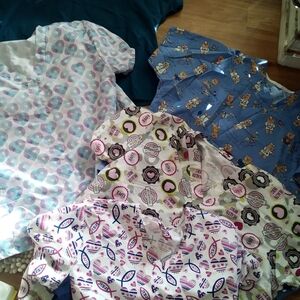 Women's Six Piece Size 2X Multicolor Scrub Tops Set